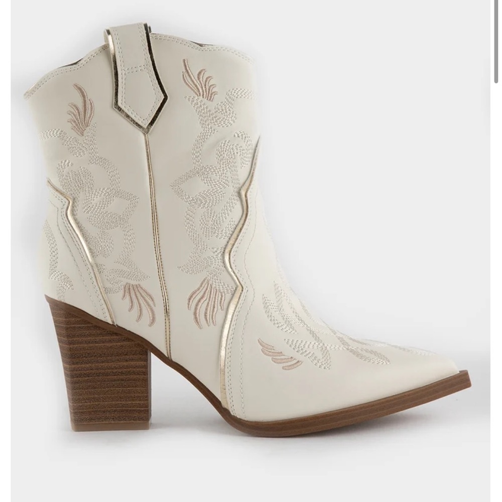 Mia Wendi Western Short Boots
